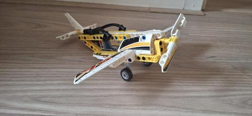 Lego Technic Straaljager 42044, Kinderen en Baby's, Speelgoed | Duplo en Lego, Zo goed als nieuw, Lego, Complete set, Ophalen