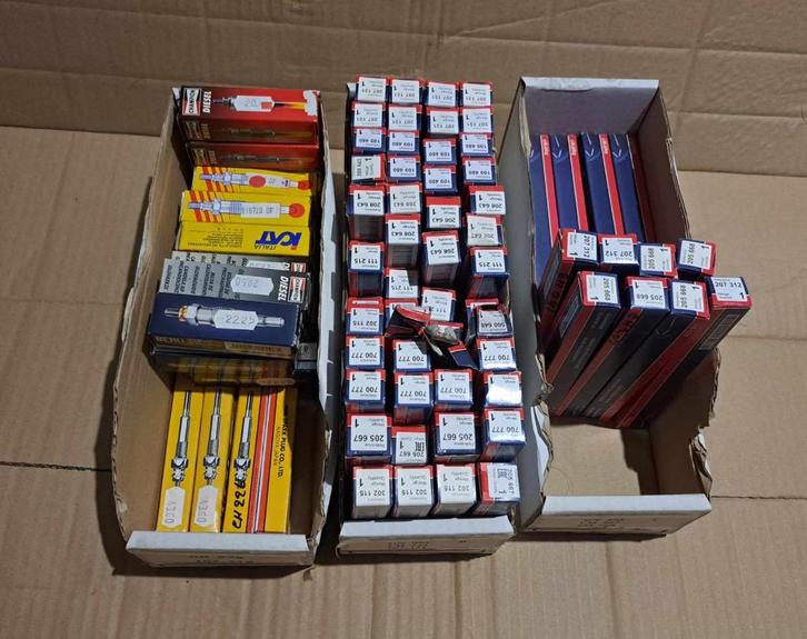 Partij Gloeibougie Champion NGK Beru ICAT Seat Audi VW Opel, Auto-onderdelen, Klein materiaal, Audi, Opel, Seat, Volvo, Nieuw