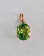 Gouden hangertje met peridot 2,10kt, Ophalen of Verzenden, Zo goed als nieuw, Met edelsteen, Goud
