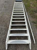 Stevige houten buitentrap, stalen antislip treden – robuust, Ophalen, Gebruikt, Ladder, 4 meter of meer