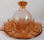 France Art Deco roze persglazen likeur stel, Antiek en Kunst, Antiek | Servies los, Ophalen of Verzenden