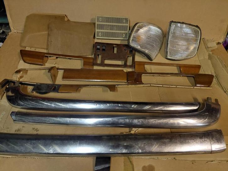 Mercedes W126 diverse dashboard en chromen onderdelen, Auto-onderdelen, Overige Auto-onderdelen, Mercedes-Benz, Oldtimer onderdelen