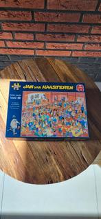 Puzzel De Goochelbeurs 1000 stukken van Jan Van Haasteren., 500 t/m 1500 stukjes, Legpuzzel, Zo goed als nieuw, Ophalen