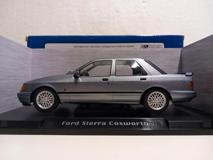 Ford Sierra Cosworth sedan metallic light blue Mcg 1:18 KRD, Hobby en Vrije tijd, Modelauto's | 1:18, Zo goed als nieuw, Auto