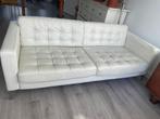 IKEA witte leren bank gratis, Huis en Inrichting, Ophalen, Gebruikt, Tweepersoons, 75 tot 100 cm