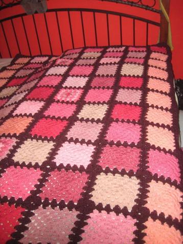 woondeken plaid  sprei beschikbaar voor biedingen