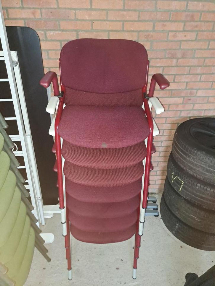 7 stapelbare stoelen, Huis en Inrichting, Stoelen, Zo goed als nieuw, Vijf, Zes of meer stoelen, Ophalen