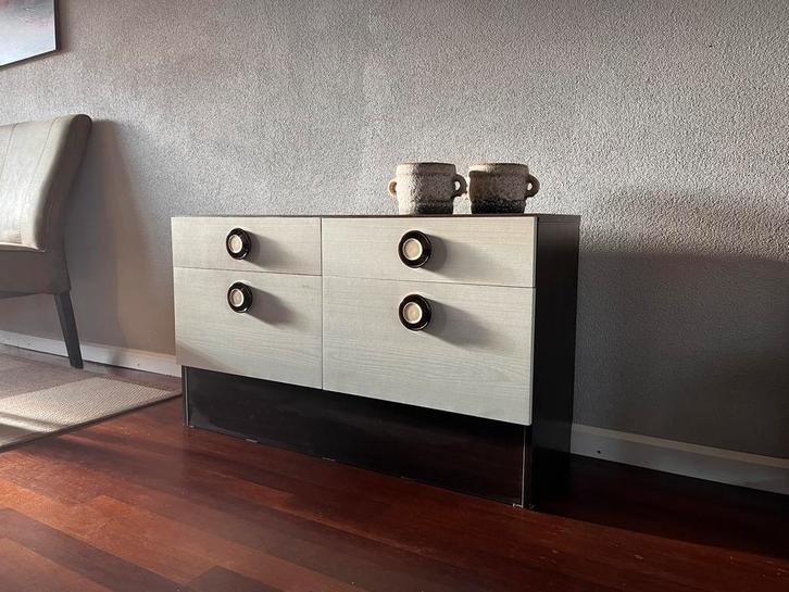 Mooi vintage mid century kastje, in bruin/beige kleur, Huis en Inrichting, Kasten | Dressoirs, Zo goed als nieuw, 50 tot 100 cm