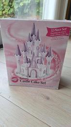 Wilton Castle Cake Set - Taartdecoratie, Ophalen of Verzenden, Zo goed als nieuw, Taarten, Bakvorm