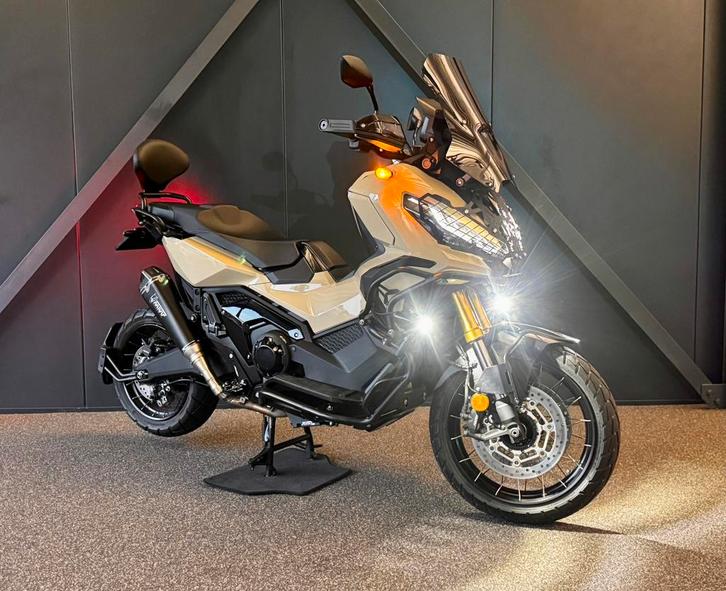 NIEUW Honda x adv 750 2023 2500KM! Bomvol Ktm enduro inruil!, Motoren, Onderdelen | Honda, Nieuw, Ophalen