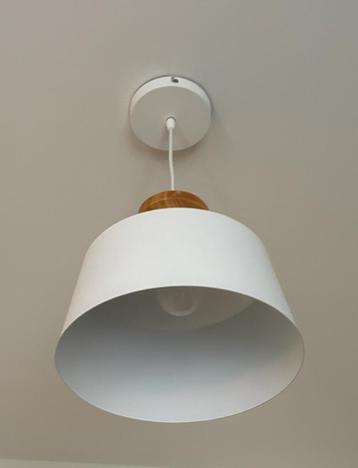Beliani 2 Pendant lamps DANUBE beschikbaar voor biedingen