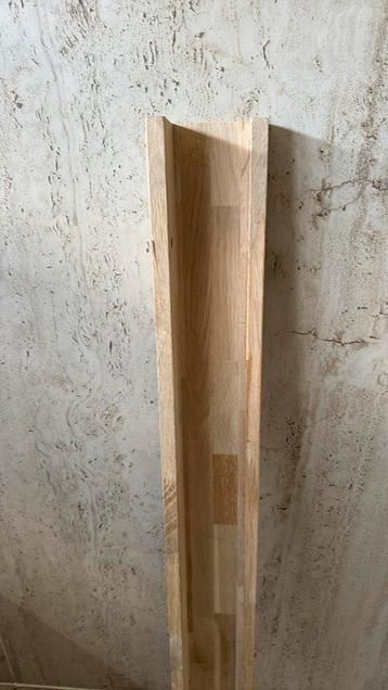 Fotolijstplank mooi blank hout beschikbaar voor biedingen