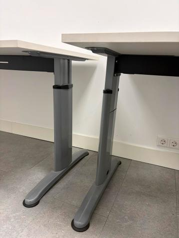 Verstelbaar bureau - Zo goed als nieuw! - afbeelding 3