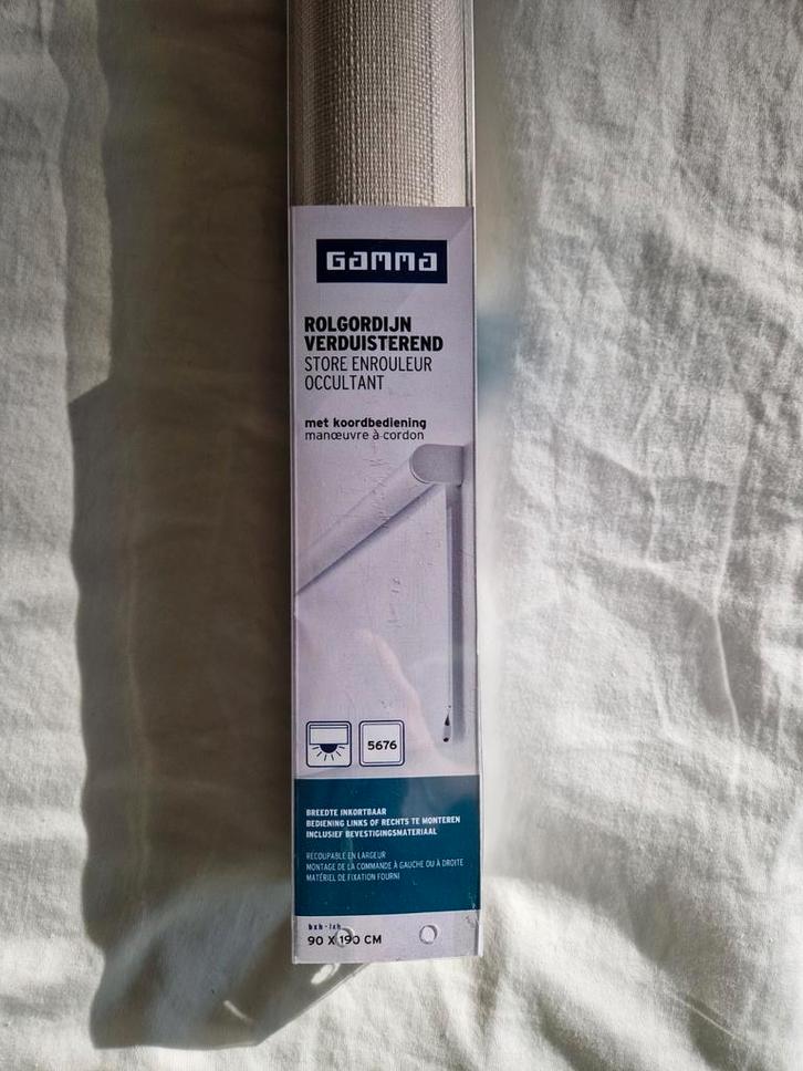 Gamma verduisterend rolgordijn 90x190, Huis en Inrichting, Stoffering | Gordijnen en Lamellen, Ophalen