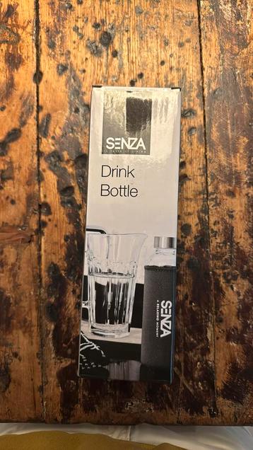 Drinkfles Senza vaarwasser bestendig beschikbaar voor biedingen