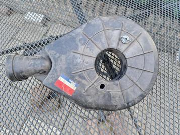Luchtfilterhuis met aansluitstuk carburateur classic mini beschikbaar voor biedingen