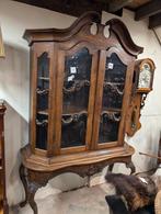 Antieke Duitse eikenhouten glas kas 140 b 220 h. €200, Ophalen