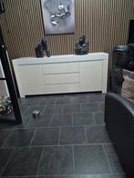 Te koop modern hoogglans wit dressoir lengte 190 cm, Ophalen of Verzenden, Zo goed als nieuw, 25 tot 50 cm, 150 tot 200 cm