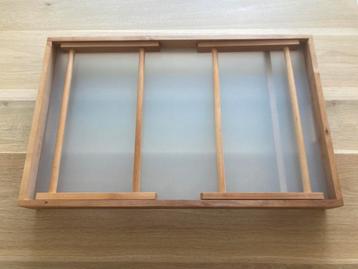 Bedtafeltje 60x38 cm beschikbaar voor biedingen