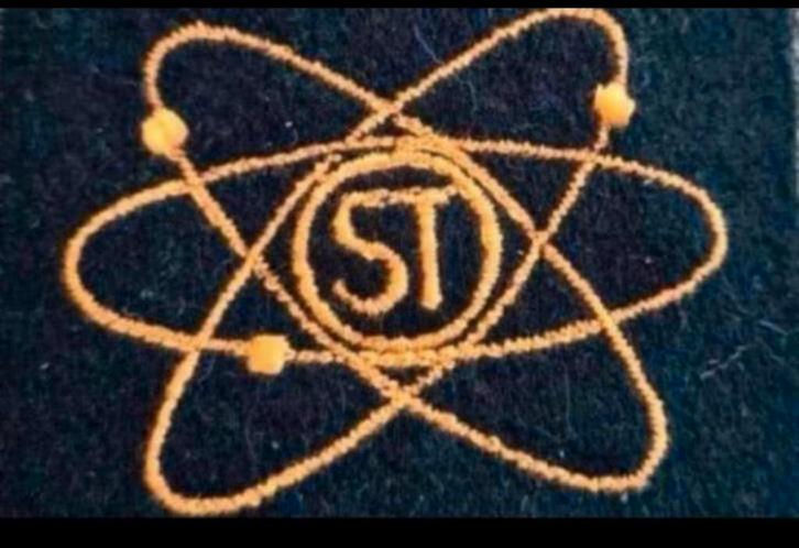 Marine Embleem  SYSTEEMTECHNICUS, Verzamelen, Militaria | Algemeen, Marine, Embleem of Badge, Nederland, Ophalen of Verzenden