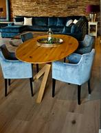 EETTAFEL MET KRUISPOOT VAN €1279,- NÚ €475,-, Ophalen