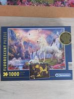 Puzzel Unicorns Fluorescent 1000 stukjes!, Ophalen of Verzenden, 500 t/m 1500 stukjes, Zo goed als nieuw, Legpuzzel