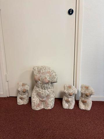 Set van 4 torso beelden beschikbaar voor biedingen