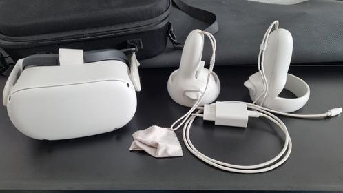 Oculus quest 2 met accessoires, Spelcomputers en Games, Virtual Reality, Zo goed als nieuw, Overige platformen, VR-bril, Ophalen of Verzenden