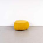 1x Montis Edam Poef Okergeel – Stof, Niet ingevuld, Ophalen of Verzenden, Zo goed als nieuw, 75 tot 100 cm