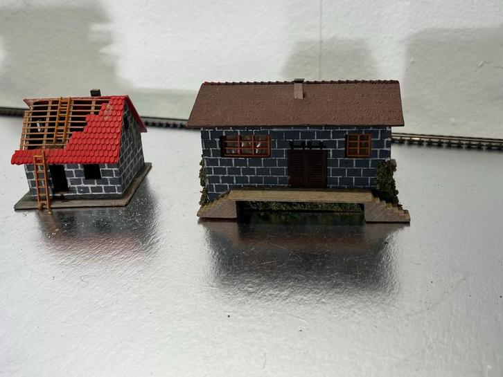 Vintage Faller HO huisjes - 2 stuks Marklin/Fleischmann, Hobby en Vrije tijd, Modeltreinen | H0, Gebruikt, Brug, Tunnel of Gebouw
