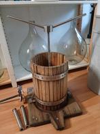 Wijnpers en andere wijnmaakspullen, Ophalen