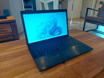 Toshiba Satellite laptop met windows 11 beschikbaar voor biedingen