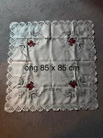 Geborduurd kerstkleed, Huis en Inrichting, Tafelkleden, Ophalen of Verzenden, Zo goed als nieuw, Vierkant, Binnen