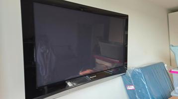 Panasonic Viera  - 42” Plasma TV + Muurbeugel beschikbaar voor biedingen