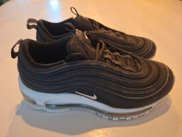 Nike air max maat 35,5 beschikbaar voor biedingen