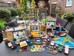 Playmobil strandhotel - 70434 met extra bungalow 70435, Ophalen of Verzenden, Zo goed als nieuw
