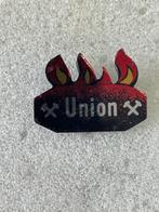 UNION Briketten speldje, Verzamelen, Speldjes, Pins en Buttons, Ophalen of Verzenden, Gebruikt, Overige onderwerpen
