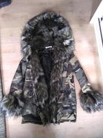 Winterjas met legerprint, Kleding | Dames, Jassen | Winter, Ophalen of Verzenden, Zo goed als nieuw, Maat 36 (S), Groen