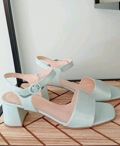 Supermooie sandalettes mintgroen Gabor 9,5/44, Kleding | Dames, Schoenen, Nieuw, Sandalen of Muiltjes, Groen, Ophalen of Verzenden