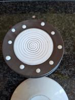 5 Schoteltjes bruin dot en schaal voor petit four, Ophalen of Verzenden