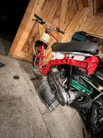 Rood typhoon frame, Fietsen en Brommers, Brommeronderdelen | Scooters, Ophalen of Verzenden, Zo goed als nieuw, Frame, Piaggio