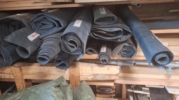 EPDM div reststukken nieuw!, Doe-het-zelf en Verbouw, Dakpannen en Dakbedekking, Nieuw, Overige materialen, Zwart, 15 m² of meer