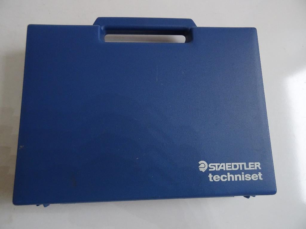 Staedtler Techniset koffer tekenen tekenpen passer etc, Ophalen of Verzenden, Gebruikt, Overige typen