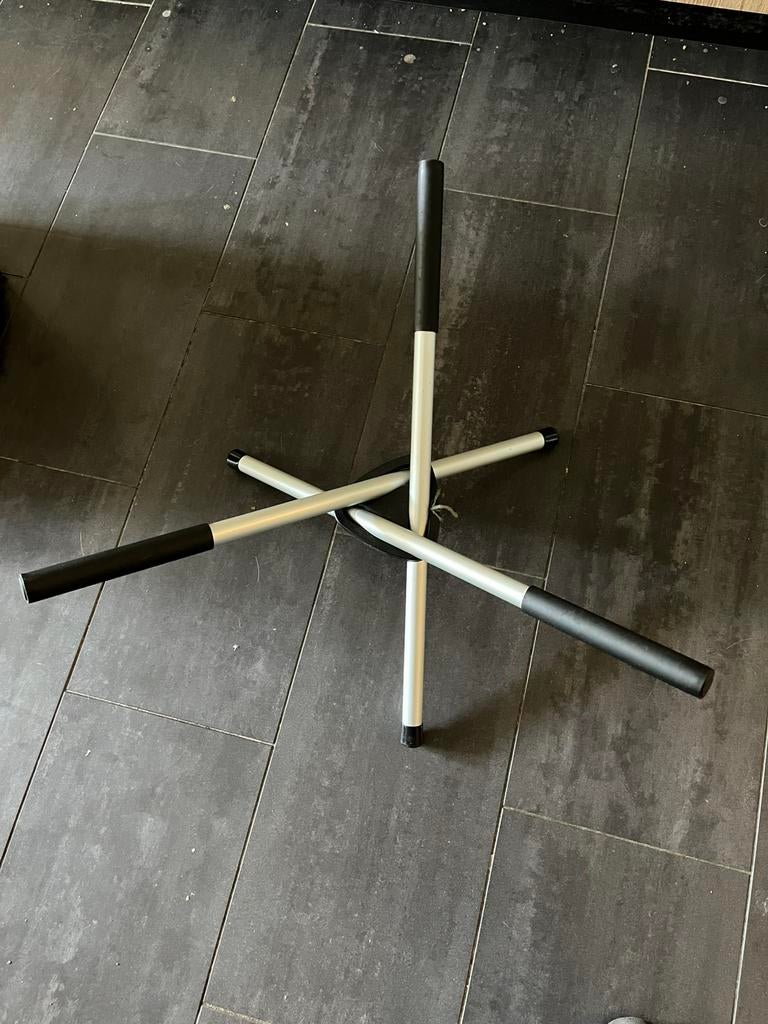 Standaard voor surdo, Ophalen, Zo goed als nieuw