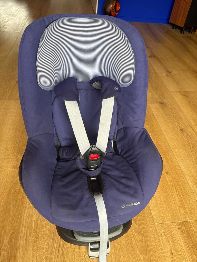 Maxi-Cosi autostoel met FamilyFix base - Zeer goede staat, Ophalen, Zo goed als nieuw, Isofix, 0 t/m 13 kg