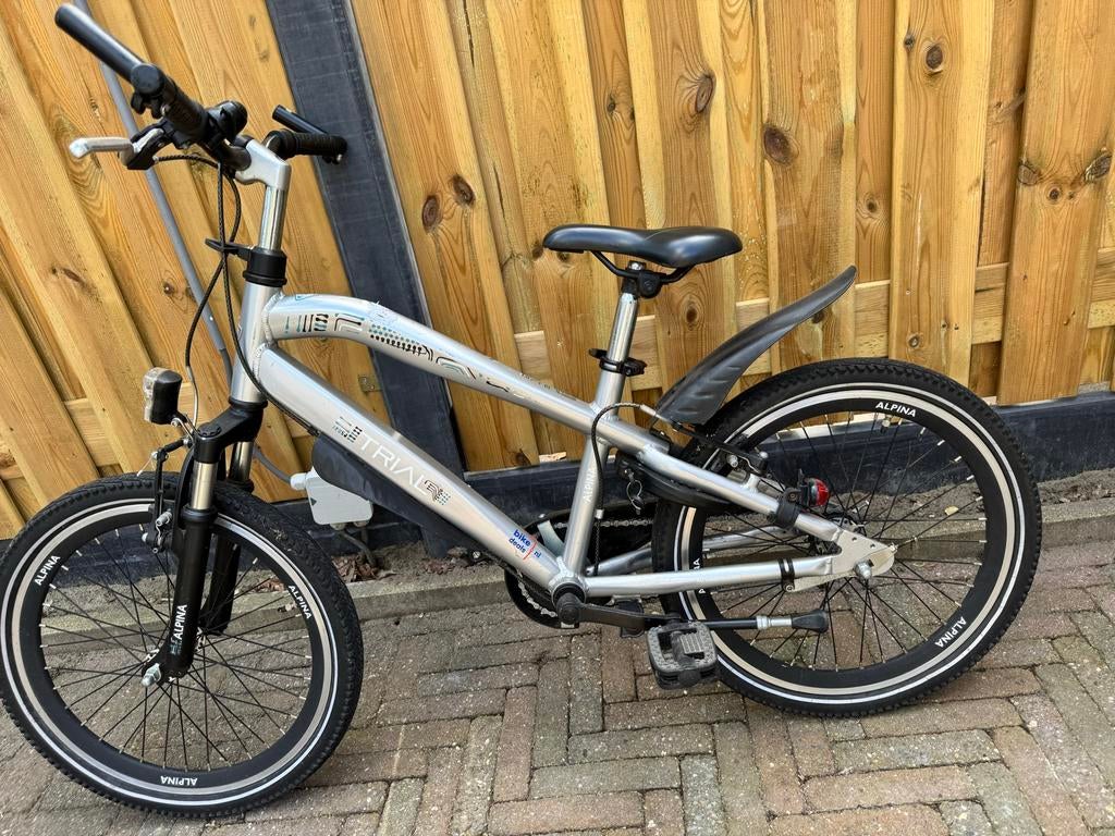 Alpina Kinderfiets 20 inch - Grijs, Zeer Goede Staat, Fietsen en Brommers, Fietsen | Kinderfietsjes, Verzenden, Zo goed als nieuw