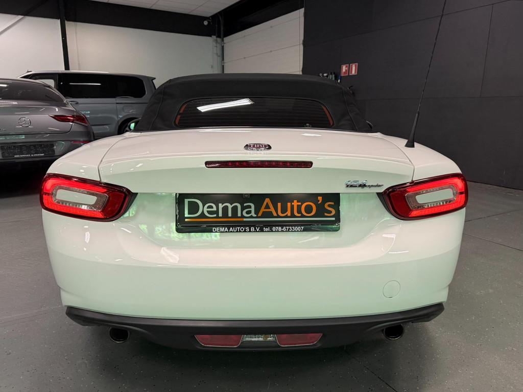 Fiat 124 Spider 1.4 MultiAir Turbo NAVI/LED/LEDER/CAM/DAB/BO, Gebruikt, Cabriolet, Wit, Leder