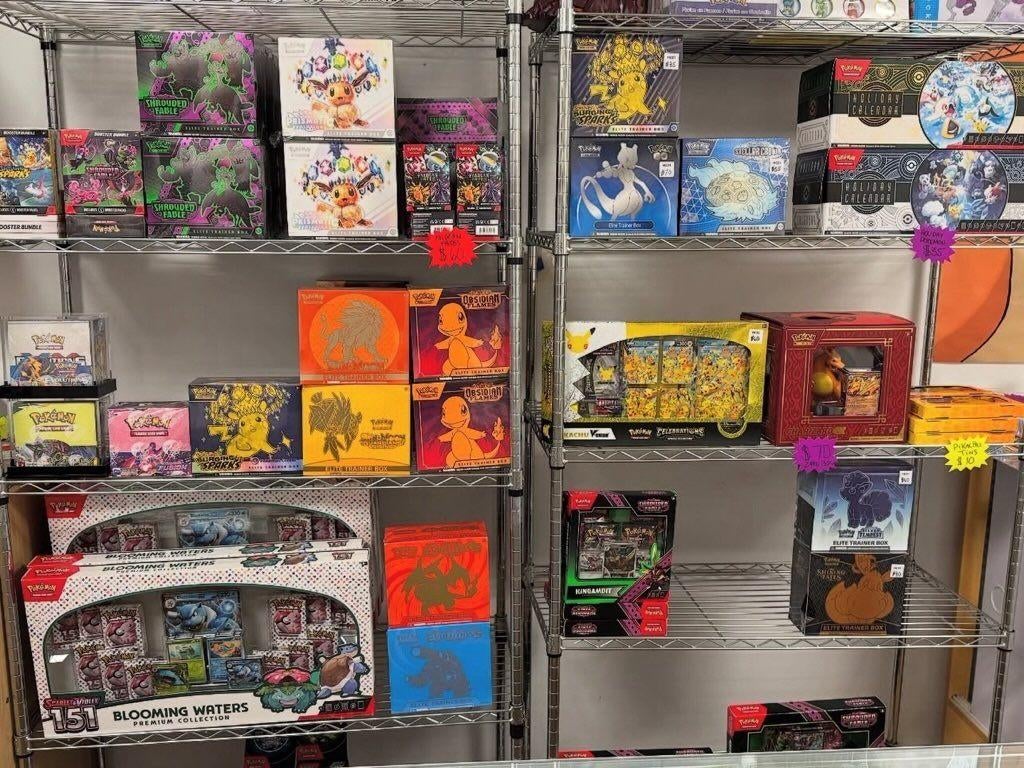 GEZOCHT Pokemon Kaarten en Collectie, Ophalen of Verzenden, Nieuw, Meerdere kaarten, Foil