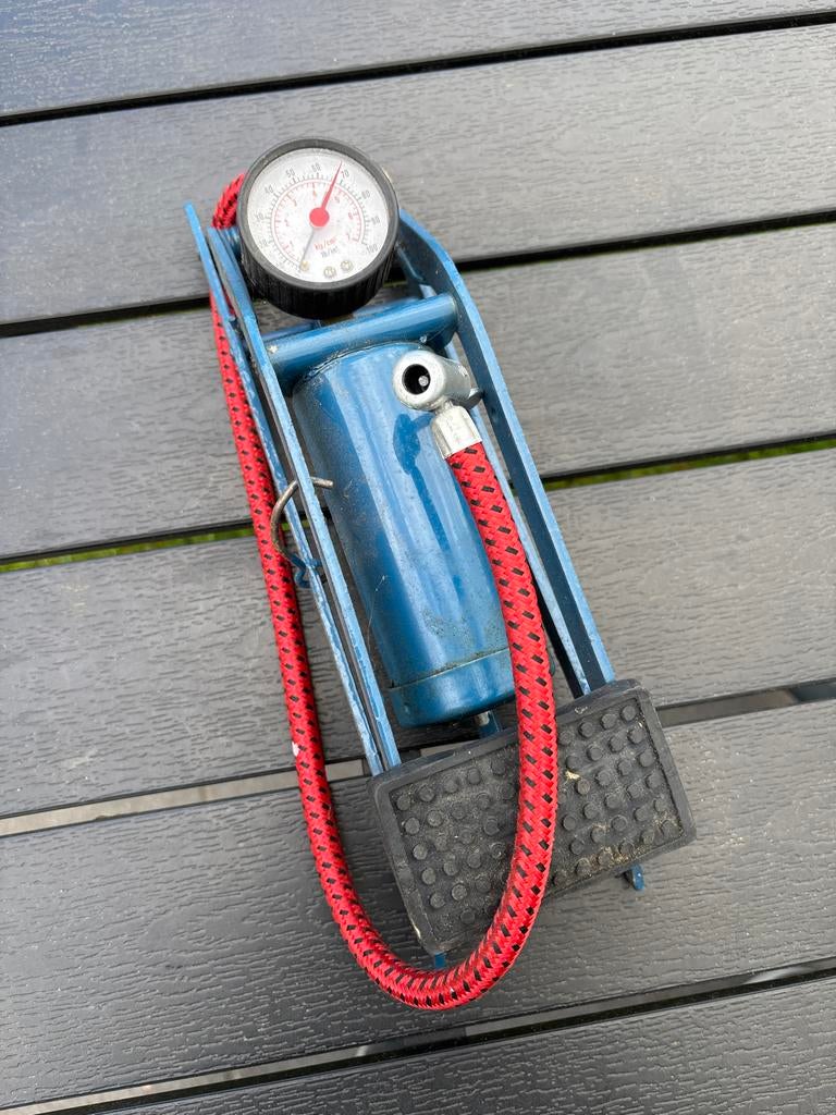 Voetpomp met drukmeter, Ophalen, Drukmeter, Gebruikt
