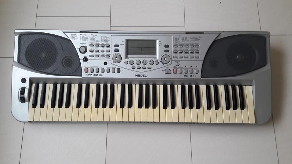 Keyboards, Muziek en Instrumenten, Ophalen, 88 toetsen, Midi-aansluiting, Zo goed als nieuw